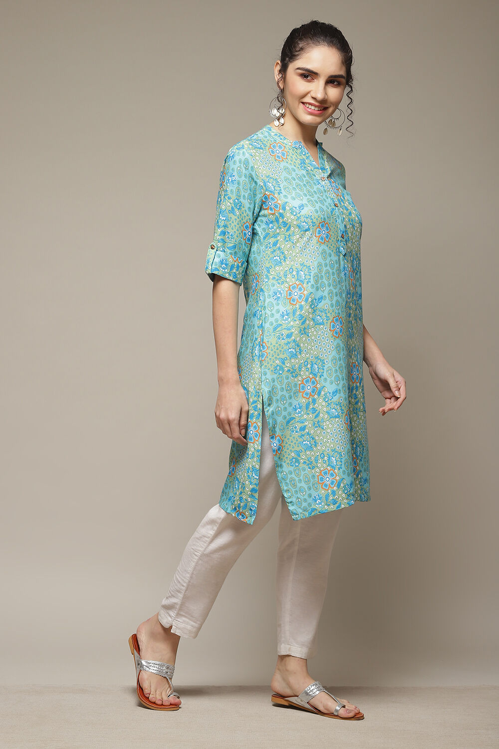 Purple LIVA Straight Kurta image number 5